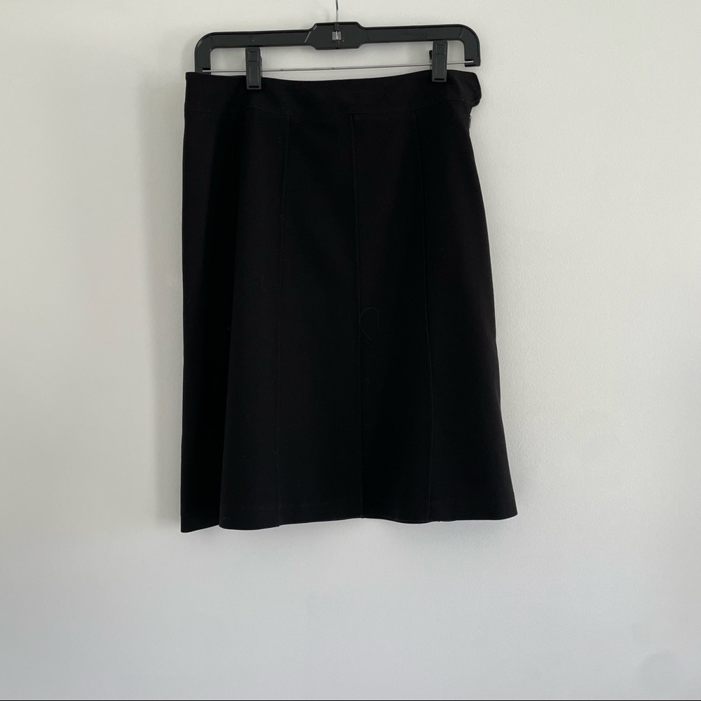 Max Studio Knee length skirt